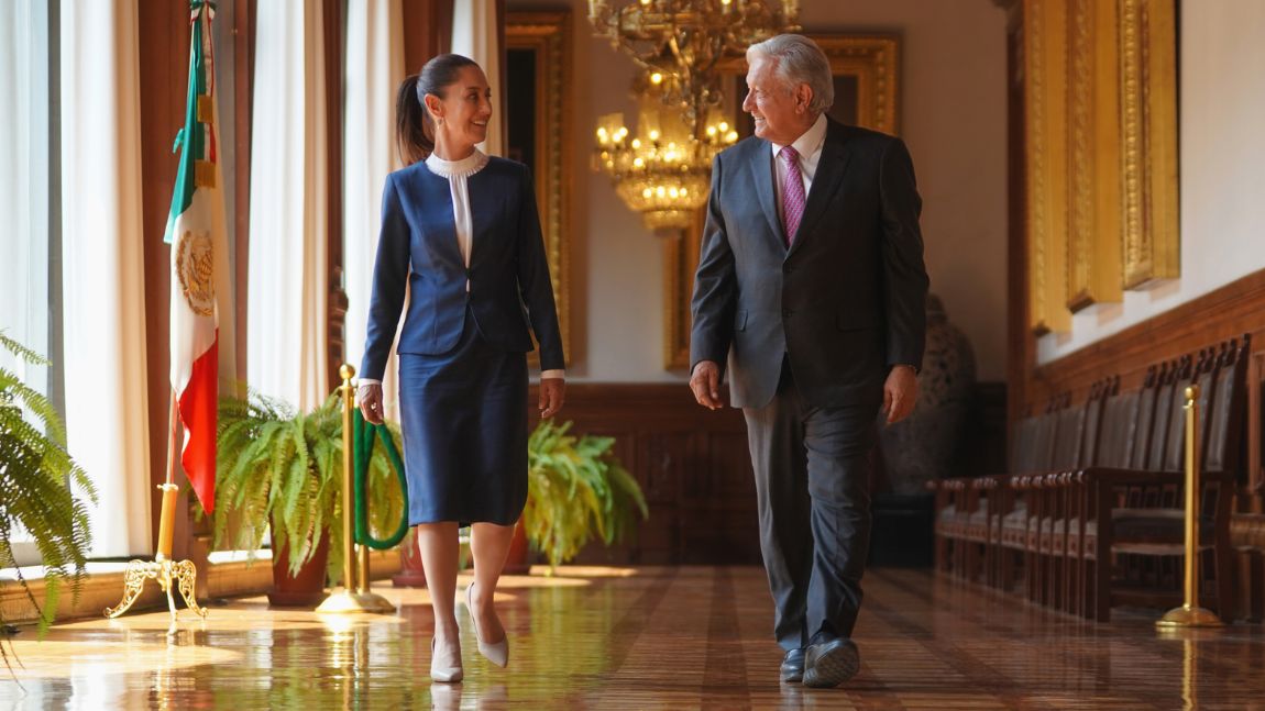 Claudia Sheinbaum y AMLO se reúnen en Palacio Nacional ...