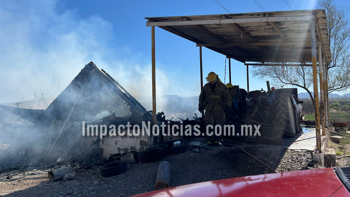 Se incendia casa rodante, tractor y vehículo en rancho de La Cruz ...